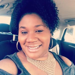 Meet your Posher, Delisha